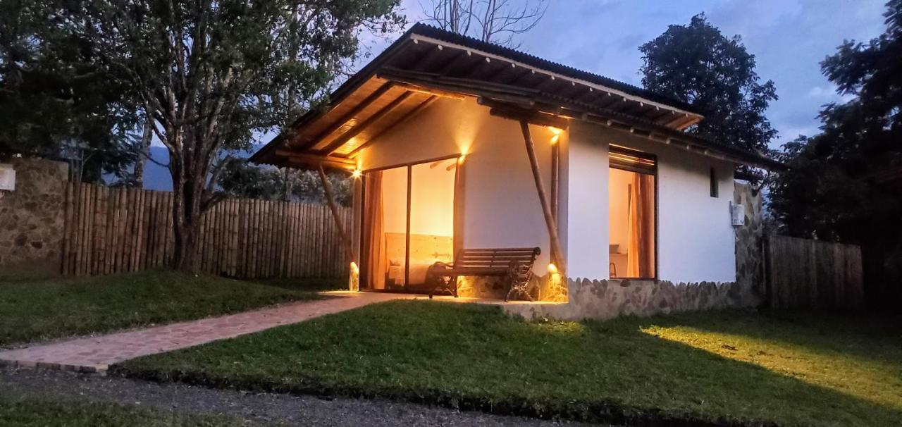 Ecohotel Alma Calarcá Екстериор снимка